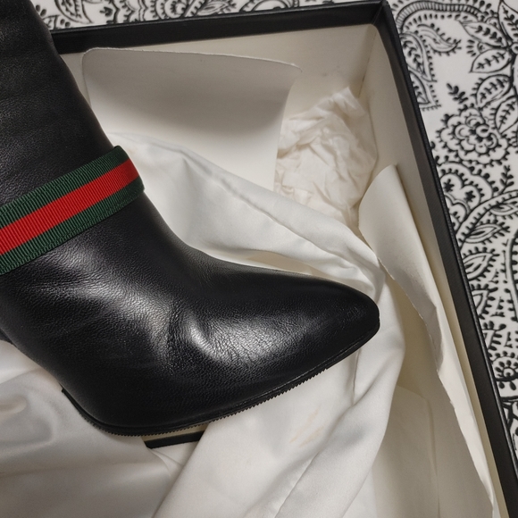 Size 40 Gucci Boots - Picture 2 of 13